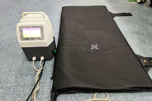 加温床垫.jpg 加温床垫.jpg